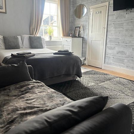 Three Tuns Ashwell Bed & Breakfast ภายนอก รูปภาพ