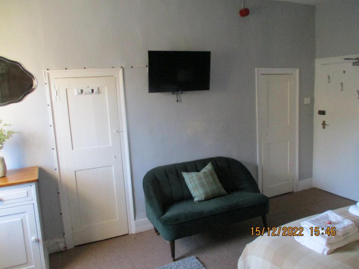 Three Tuns Ashwell Bed & Breakfast ภายนอก รูปภาพ