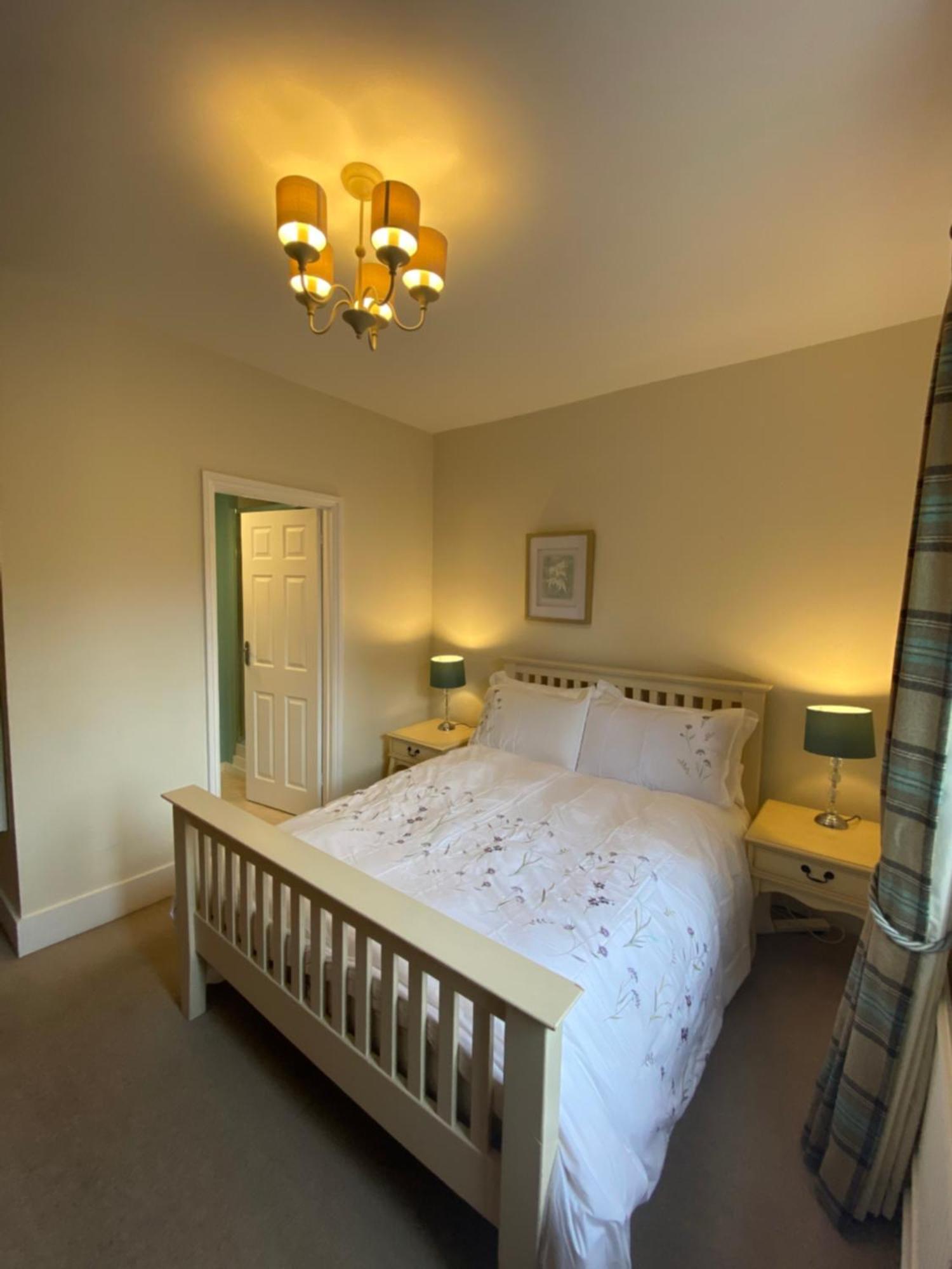 Three Tuns Ashwell Bed & Breakfast ภายนอก รูปภาพ
