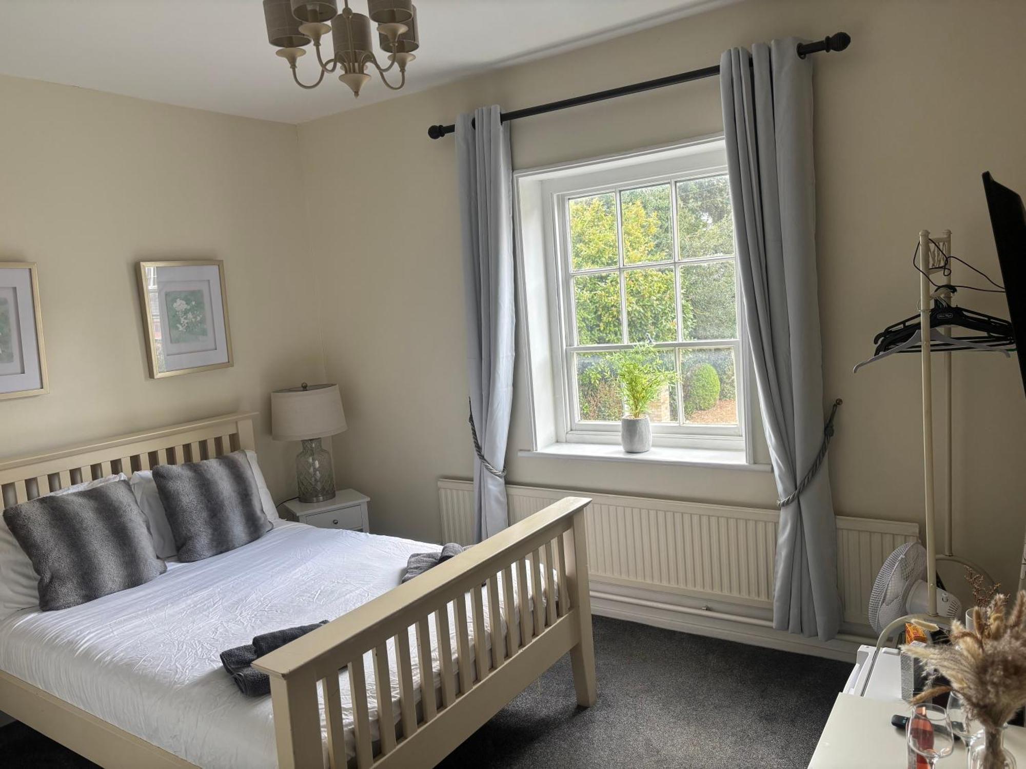 Three Tuns Ashwell Bed & Breakfast ภายนอก รูปภาพ