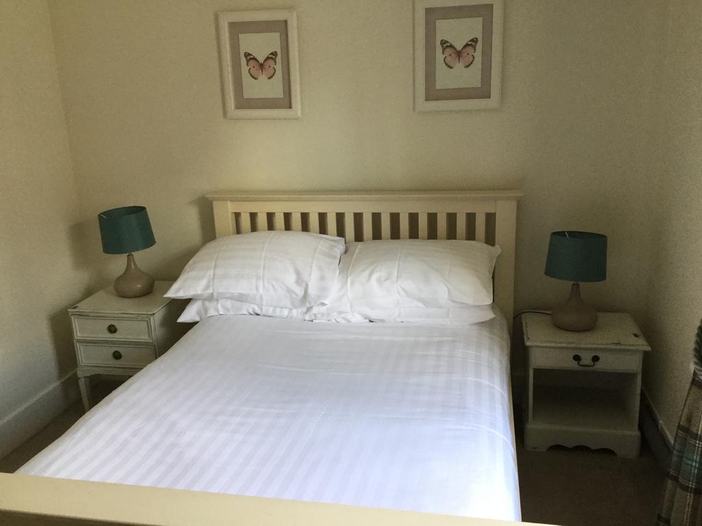 Three Tuns Ashwell Bed & Breakfast ภายนอก รูปภาพ