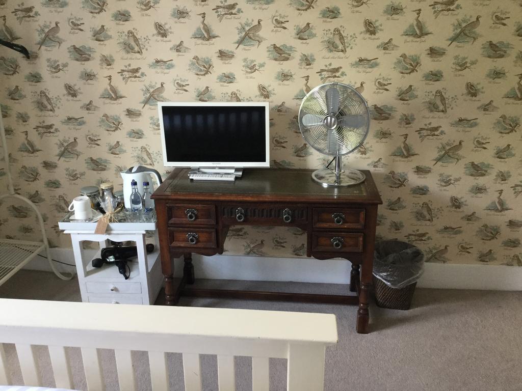 Three Tuns Ashwell Bed & Breakfast ภายนอก รูปภาพ